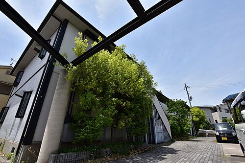 大阪府羽曳野市伊賀６丁目 2階建 築32年6ヶ月