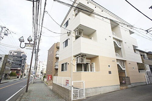 千葉県柏市中央２丁目 3階建