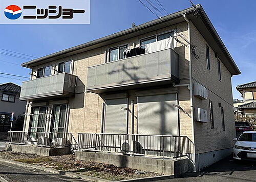 メゾン　アートカミサワ 2階建