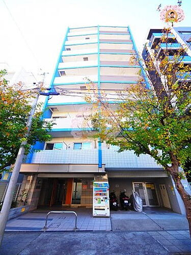 神奈川県横浜市中区末吉町２丁目 9階建