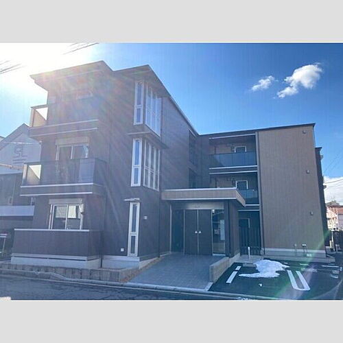 三重県四日市市芝田１丁目 賃貸アパート