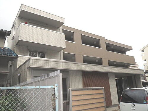 大阪府堺市堺区南三国ヶ丘町４丁 賃貸アパート