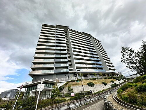 大阪府茨木市彩都やまぶき１丁目 賃貸マンション