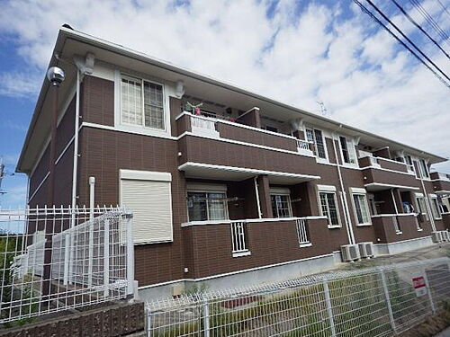 京都府木津川市梅美台２丁目 2階建