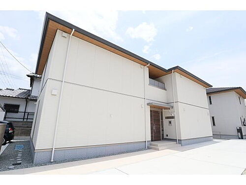 奈良県橿原市石川町 2階建