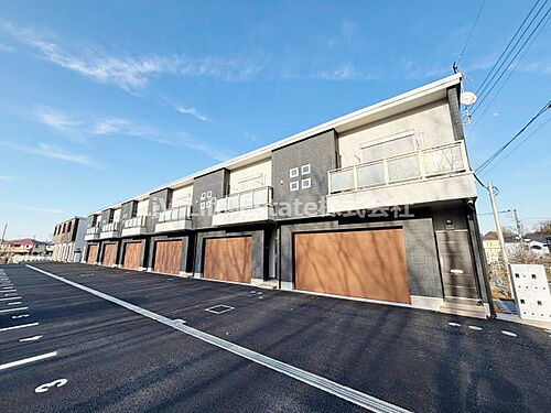 東京都清瀬市中里２丁目 2階建