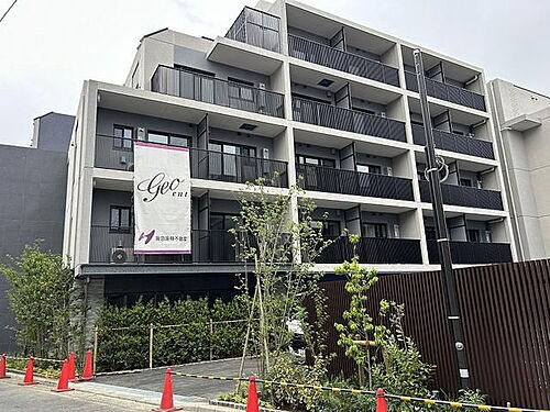 ジオエント横浜 6階建