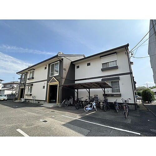 ヴィラエバーグリーンＣ棟 2階建