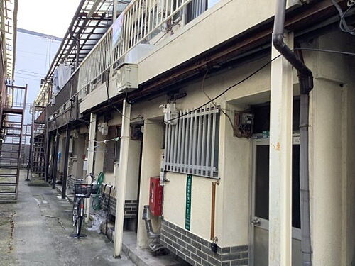 大阪府堺市西区浜寺石津町東１丁 築55年 2階建