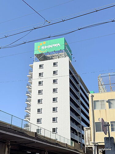 大阪府大阪市北区大淀中５丁目  11階建