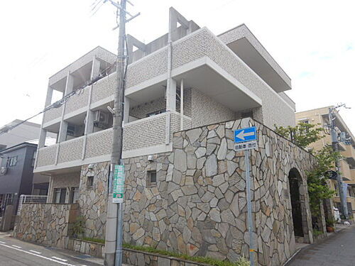 兵庫県神戸市東灘区森南町３丁目 3階建 築23年11ヶ月