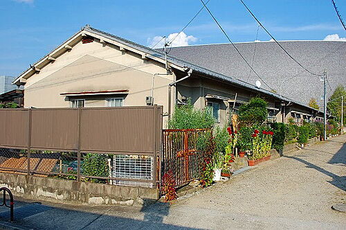 奈良県奈良市三条宮前町 平屋建て 築55年11ヶ月