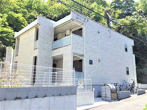 神奈川県横須賀市鷹取１丁目 2階建 築9年