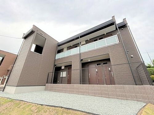 神奈川県横浜市神奈川区菅田町 2階建