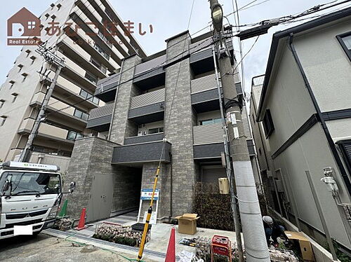 大阪府大阪市住吉区長居４丁目  4階建