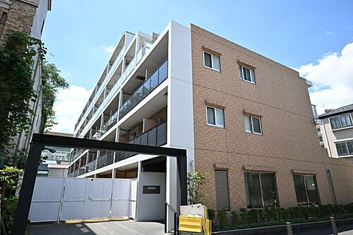 東京都新宿区大京町 賃貸マンション