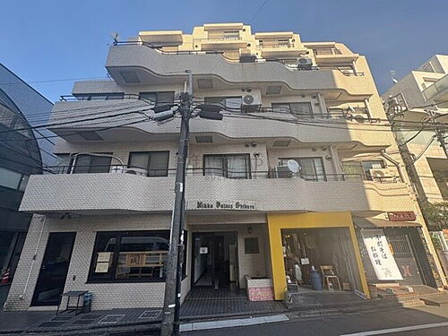 東京都渋谷区神山町 5階建 築42年