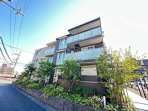 大阪府吹田市山田東４丁目 3階建 築12年3ヶ月