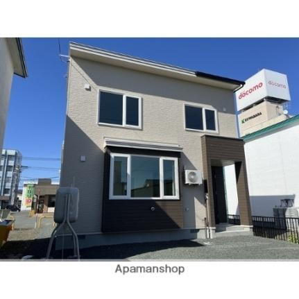 北海道北見市とん田西町 2階建 