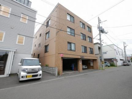 北海道札幌市東区北四十条東８丁目 4階建 築18年7ヶ月