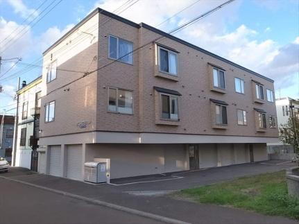ＭＫガーデン北野 3階建