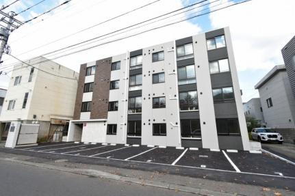 北海道札幌市豊平区豊平四条１１丁目 賃貸マンション