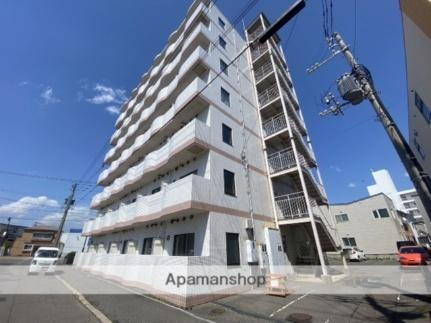 スカイコート函館 7階建
