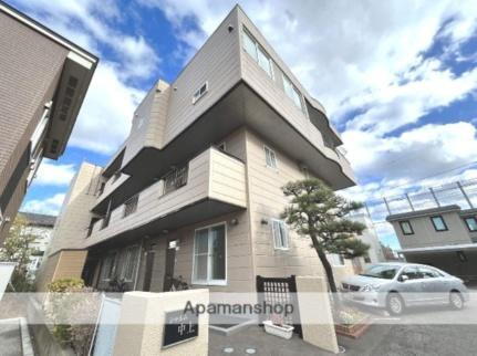 シャルム中上 3階建