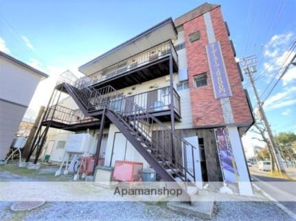 外崎マンション 3階建