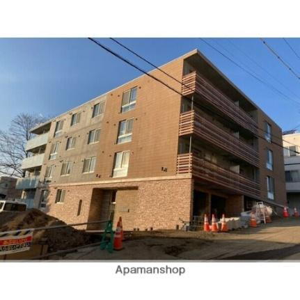 北海道札幌市豊平区月寒西四条６丁目 4階建 築3年5ヶ月