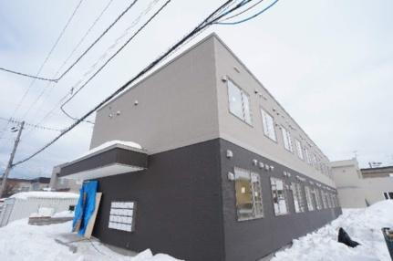 北海道札幌市手稲区曙六条２丁目 2階建