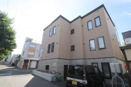 北海道札幌市豊平区美園五条５丁目 築19年6ヶ月 3階建