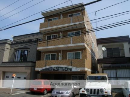 北海道札幌市豊平区福住一条１丁目 4階建
