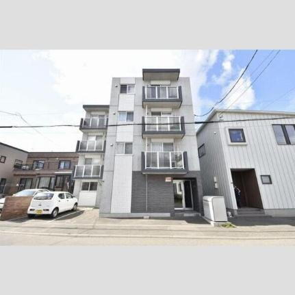 ＩＬ　ＦＩＯＲＥ　ＮＳ（イルフィオーレ） 4階建