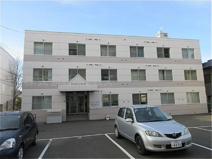 北海道札幌市豊平区旭町６丁目 3階建 築37年7ヶ月