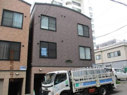 ウイングコート札幌ＩＩ 3階建