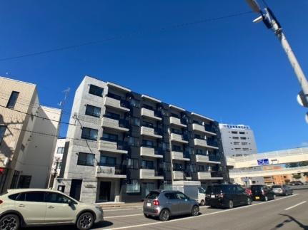 北海道札幌市白石区菊水三条４丁目 賃貸マンション