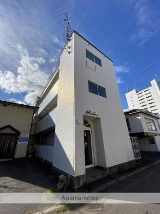 ＰＡＳＥＯ本町（パセオ本町） 3階建