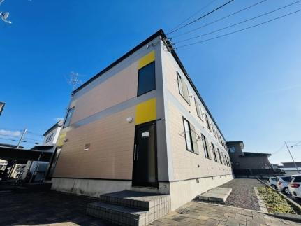 レオパレスエクシール 2階建