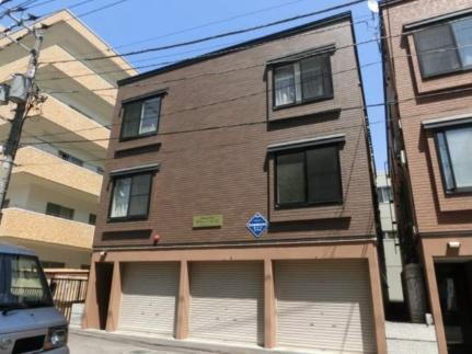 サニーパレス 3階建