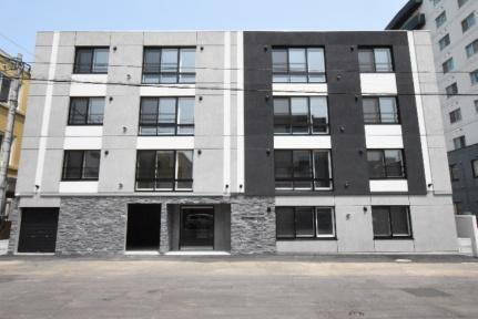 北海道札幌市中央区南十七条西９丁目 賃貸マンション