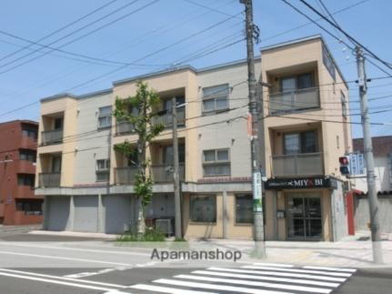 北海道札幌市南区真駒内本町３丁目 3階建 築19年3ヶ月