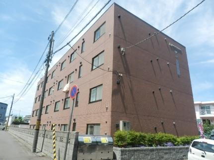 北海道札幌市白石区菊水上町一条３丁目 賃貸マンション