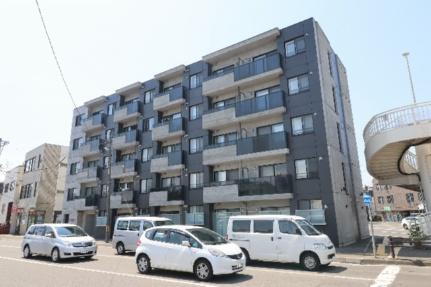 北海道札幌市白石区菊水三条４丁目 賃貸マンション