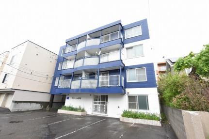 ラフォーレ栄町 4階建