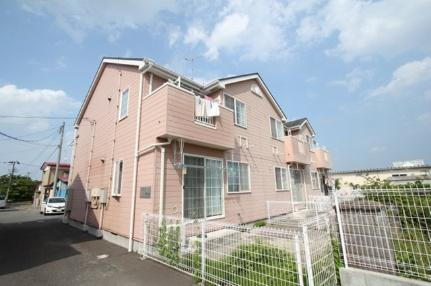 メゾンかつまた　東棟 2階建