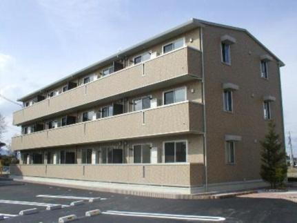 ウィンザー大槻　Ｂ 3階建