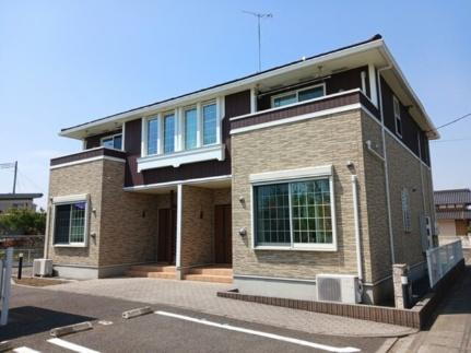 シャン　デ　オール 2階建