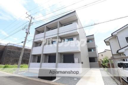 埼玉県坂戸市関間４丁目 3階建 