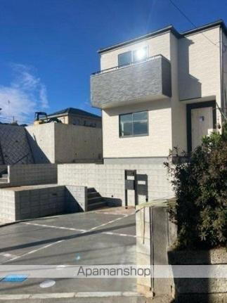 千葉県我孫子市船戸１丁目 2階建 築1年未満